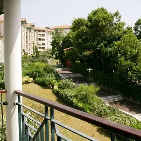 Ocean Apart Otel Biarritz